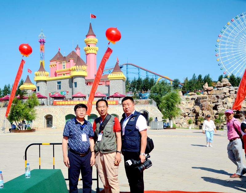 承德平泉歓樂谷游樂園正式開園 為河北省重點文化產(chǎn)業(yè)項目
