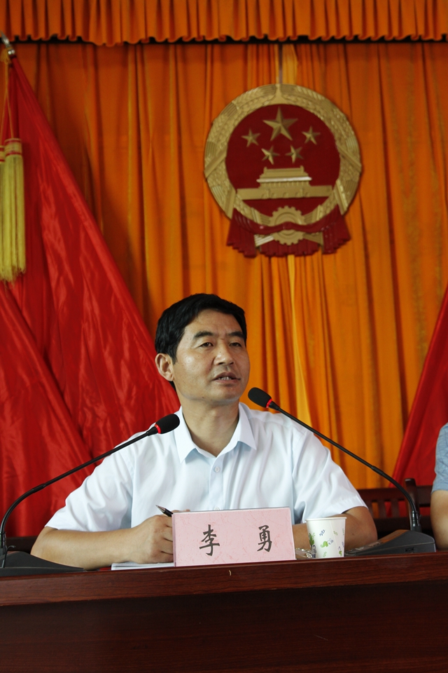 蚌埠市召開農(nóng)業(yè)種植業(yè)結(jié)構(gòu)調(diào)整現(xiàn)場(chǎng)會(huì)