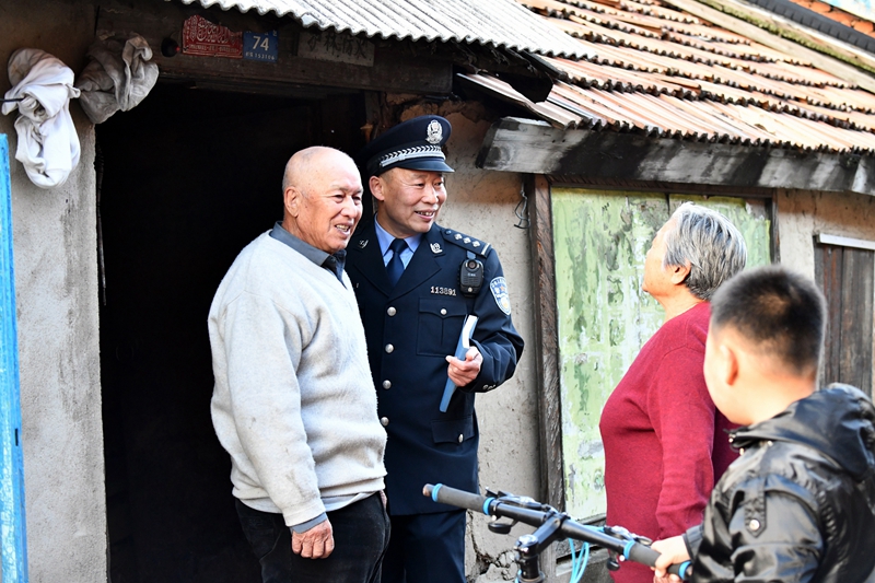 全國公安攝影家協(xié)會(huì)攝影研討會(huì)作品賞析---崔倫君