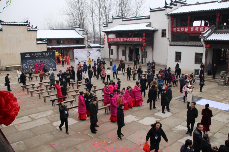藝術(shù)攝影，帶著美好開創(chuàng)未來