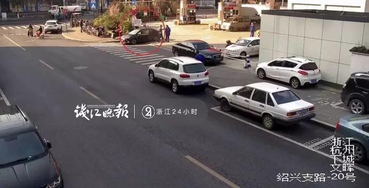 杭州男子加完油抽煙,，工作人員抄起滅火器沖他一頓狂噴！這下鬧大了