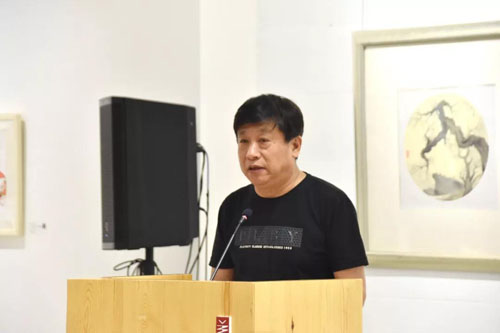 03中國(guó)美協(xié)漫畫藝委會(huì)主任陳黎青致辭.jpg