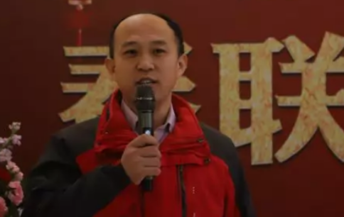 山東聊城市直書畫家協(xié)會(huì)在萬(wàn)恒眼科聯(lián)合舉辦“新春送祝?！被顒?dòng)