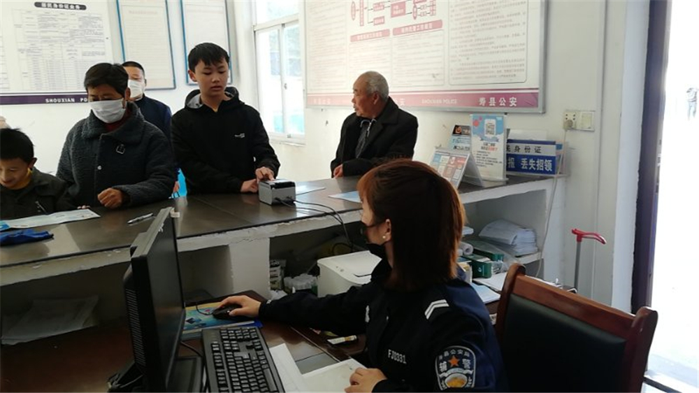 五一我在崗丨致敬,！向每一位在勞動(dòng)節(jié)堅(jiān)守崗位的人民警察