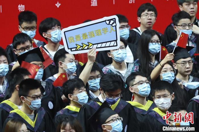 卷煙工,、賣房人……這屆大學(xué)生的就業(yè)你看懂了么？