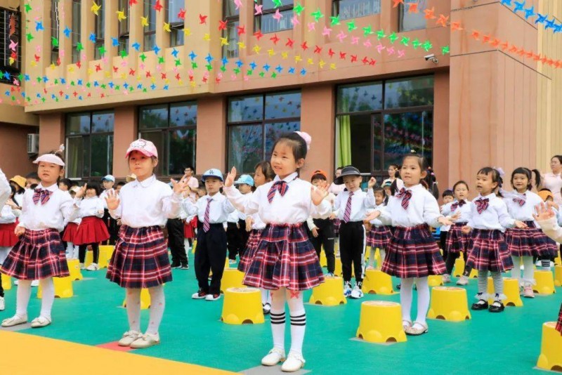 中國兒童數(shù)量位居世界第二位——到2025年,，建設(shè)100個(gè)兒童友好城市