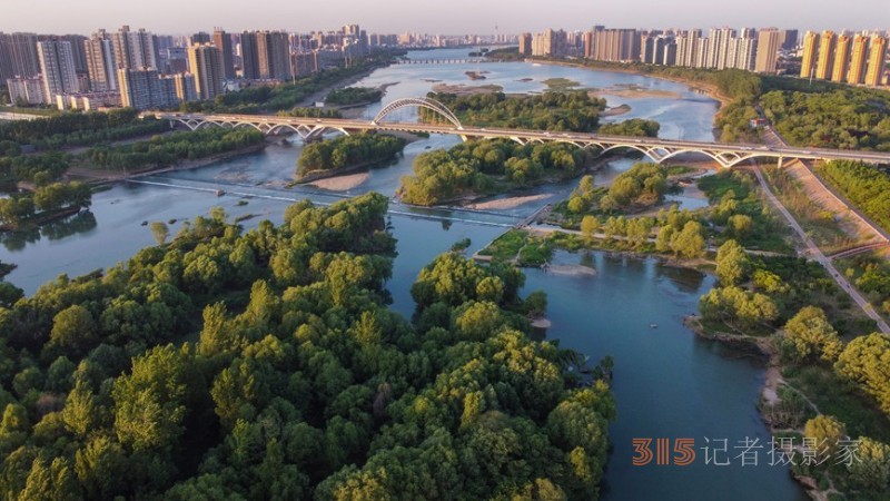 河南洛陽(yáng)：古老運(yùn)河滋潤(rùn)新生機(jī)