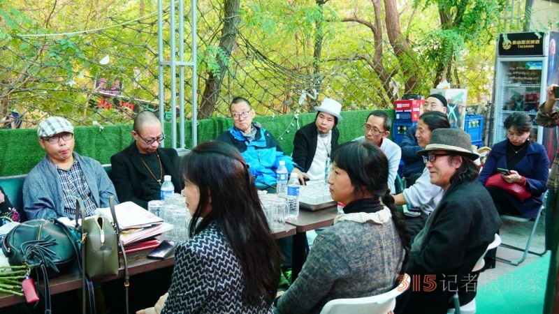 藍(lán)色老虎之聲：詩人藝術(shù)家紀(jì)念于貞志朗誦會在京舉辦