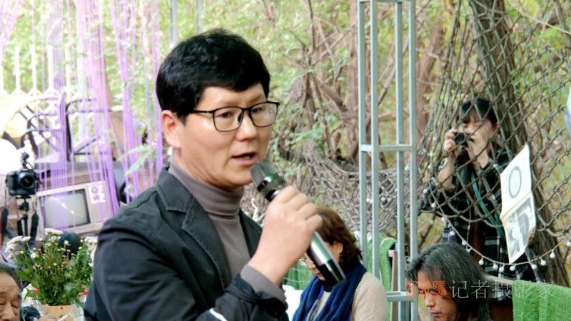 藍(lán)色老虎之聲：詩人藝術(shù)家紀(jì)念于貞志朗誦會在京舉辦