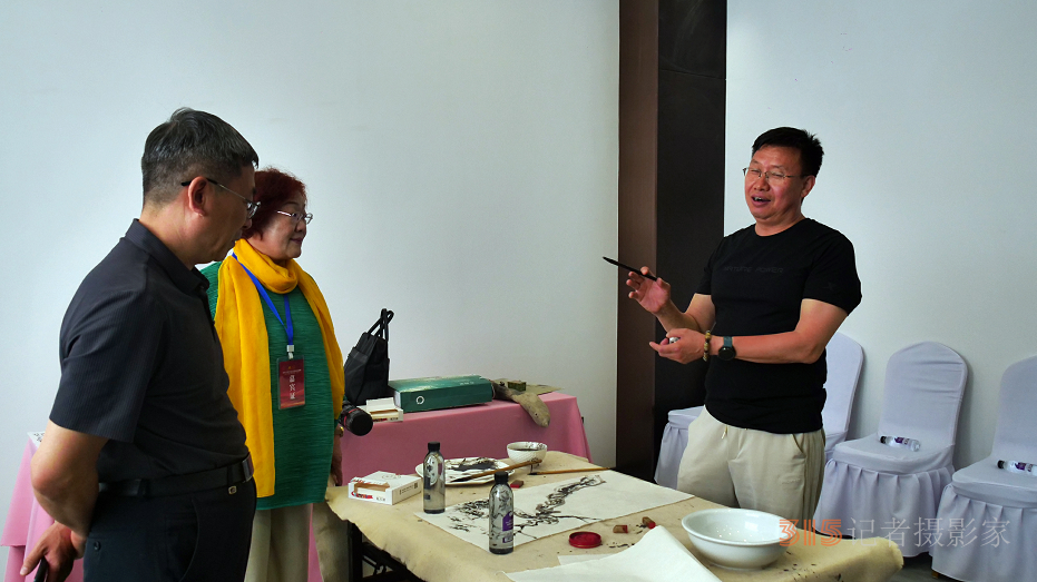 “品讀千年古都,，放歌趙王集團(tuán)” 中國(guó)文藝名家走進(jìn)河北邯鄲采風(fēng)系列活動(dòng)成功舉辦