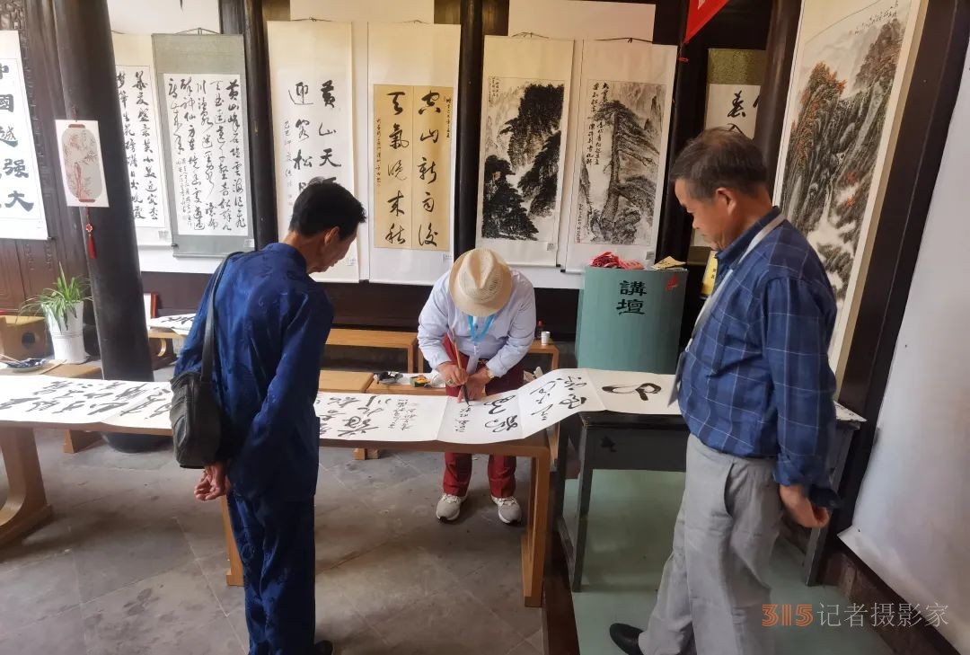 全國(guó)文化藝術(shù)名家“大美黃山行”啟幕 ——書(shū)畫(huà)進(jìn)萬(wàn)家詩(shī)文頌山河,，文武融合賦能文旅創(chuàng)新