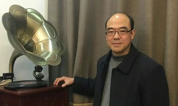 澡雪精神 吐納珠玉——沈鴻根詩淺探